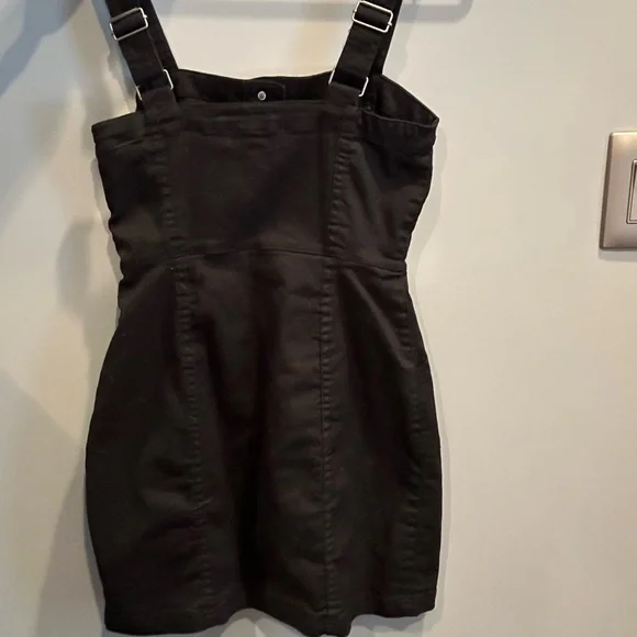 Bundle of 3- two rompers and dress - Picture 6 of 8